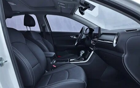KIA K3, 2023 год, 1 420 000 рублей, 13 фотография