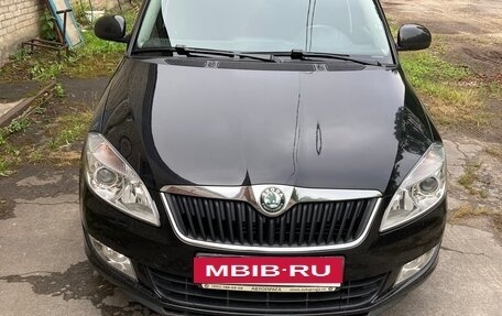 Skoda Fabia II, 2010 год, 870 000 рублей, 2 фотография