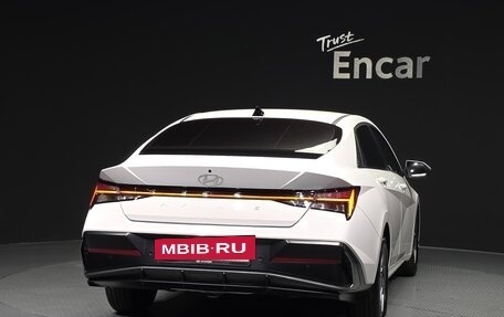 Hyundai Avante, 2023 год, 1 850 000 рублей, 4 фотография