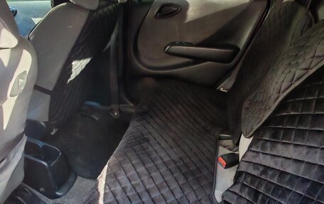 Honda Fit III, 2002 год, 230 000 рублей, 6 фотография