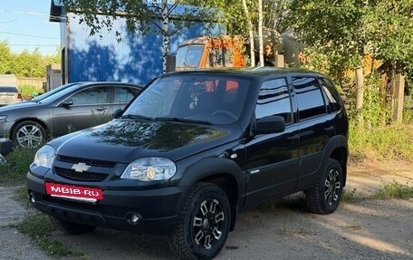 Chevrolet Niva I рестайлинг, 2013 год, 450 000 рублей, 3 фотография