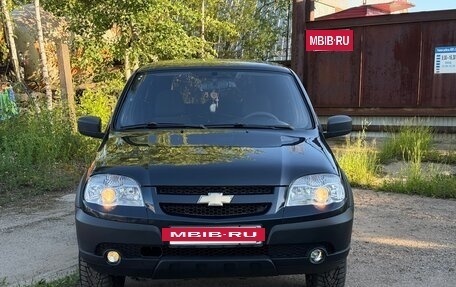 Chevrolet Niva I рестайлинг, 2013 год, 450 000 рублей, 2 фотография