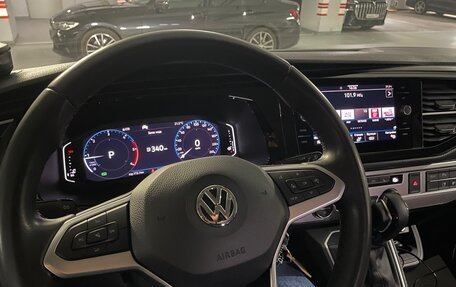 Volkswagen Multivan T6 рестайлинг, 2020 год, 7 500 000 рублей, 10 фотография