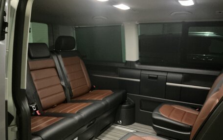 Volkswagen Multivan T6 рестайлинг, 2020 год, 7 500 000 рублей, 5 фотография