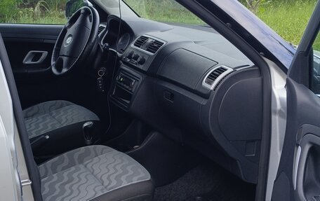 Skoda Fabia II, 2008 год, 500 000 рублей, 9 фотография