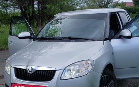 Skoda Fabia II, 2008 год, 500 000 рублей, 2 фотография