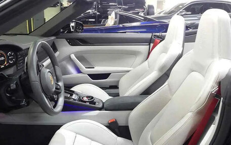 Porsche 911, 2023 год, 14 700 000 рублей, 6 фотография