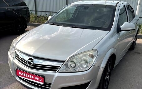 Opel Astra H, 2009 год, 600 000 рублей, 1 фотография