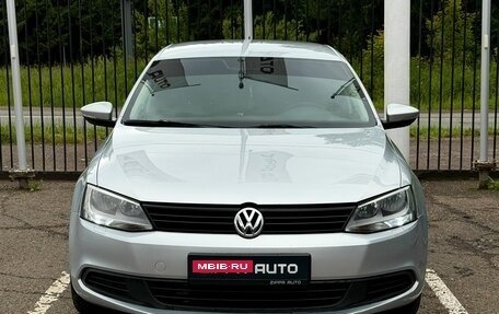 Volkswagen Jetta VI, 2012 год, 969 000 рублей, 2 фотография