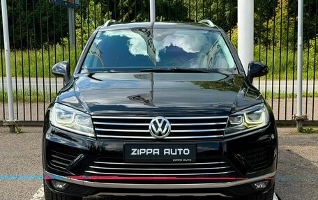 Volkswagen Touareg III, 2015 год, 2 809 000 рублей, 2 фотография
