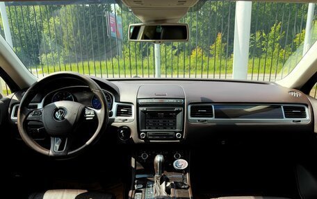 Volkswagen Touareg III, 2015 год, 2 809 000 рублей, 10 фотография