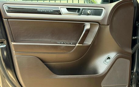Volkswagen Touareg III, 2015 год, 2 809 000 рублей, 16 фотография