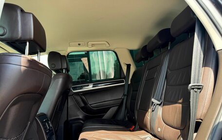 Volkswagen Touareg III, 2015 год, 2 809 000 рублей, 22 фотография