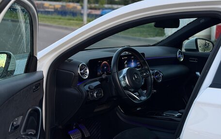 Mercedes-Benz A-Класс, 2020 год, 3 500 000 рублей, 8 фотография