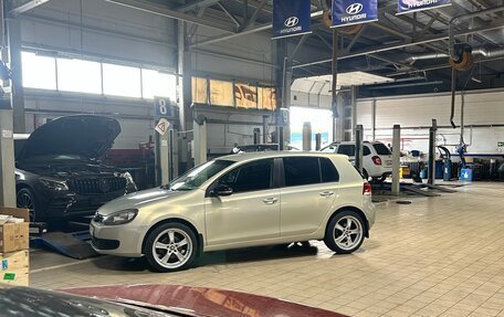 Volkswagen Golf VI, 2012 год, 689 000 рублей, 2 фотография