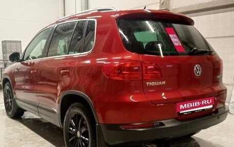 Volkswagen Tiguan I, 2011 год, 990 000 рублей, 4 фотография