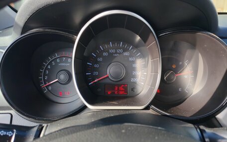 KIA Rio III рестайлинг, 2015 год, 820 000 рублей, 8 фотография
