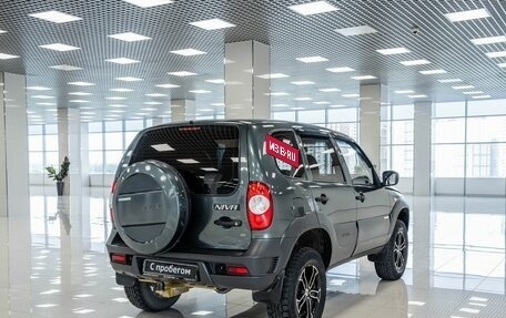 Chevrolet Niva I рестайлинг, 2013 год, 508 000 рублей, 2 фотография