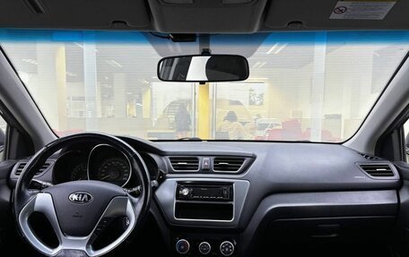 KIA Rio III рестайлинг, 2015 год, 1 100 000 рублей, 17 фотография