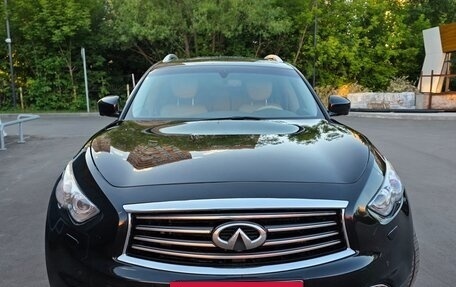 Infiniti FX II, 2012 год, 2 250 000 рублей, 2 фотография