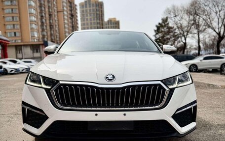 Skoda Octavia IV, 2022 год, 1 700 021 рублей, 2 фотография