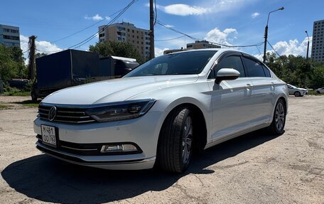 Volkswagen Passat B8 рестайлинг, 2015 год, 1 450 000 рублей, 2 фотография