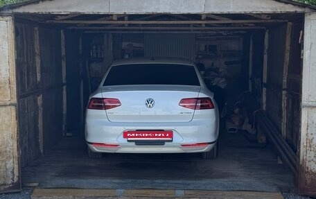 Volkswagen Passat B8 рестайлинг, 2015 год, 1 450 000 рублей, 13 фотография