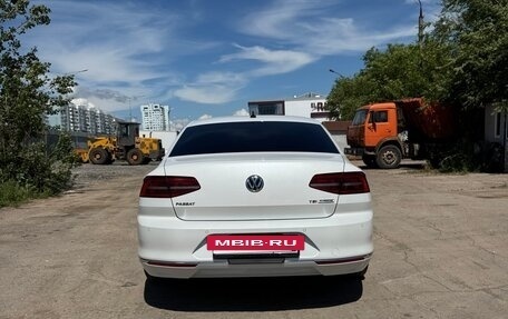 Volkswagen Passat B8 рестайлинг, 2015 год, 1 450 000 рублей, 7 фотография