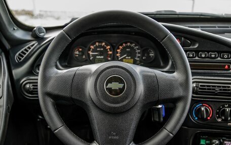 Chevrolet Niva I рестайлинг, 2017 год, 918 000 рублей, 16 фотография