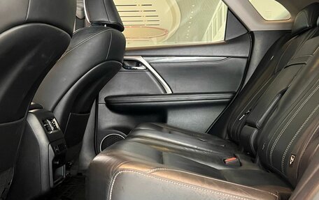Lexus RX IV рестайлинг, 2017 год, 3 449 000 рублей, 14 фотография