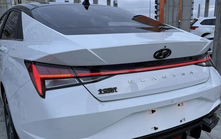 Hyundai Elantra, 2022 год, 1 630 000 рублей, 5 фотография
