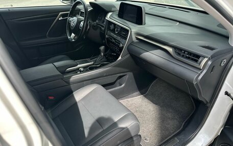 Lexus RX IV рестайлинг, 2021 год, 4 410 000 рублей, 18 фотография