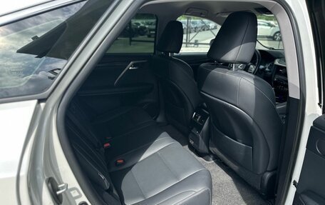Lexus RX IV рестайлинг, 2021 год, 4 410 000 рублей, 20 фотография
