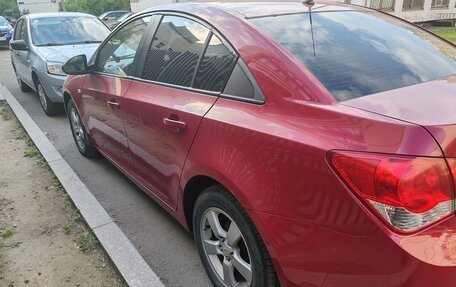 Chevrolet Cruze II, 2010 год, 500 000 рублей, 4 фотография