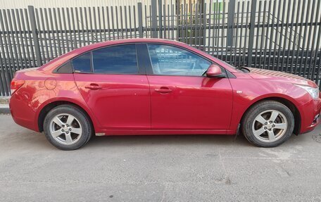 Chevrolet Cruze II, 2010 год, 500 000 рублей, 7 фотография