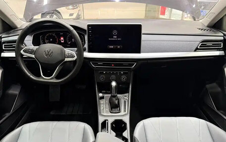 Volkswagen Lavida, 2023 год, 1 111 000 рублей, 10 фотография