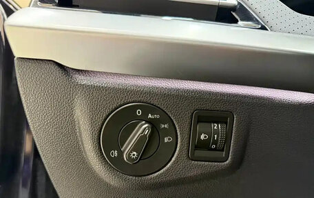 Volkswagen Lavida, 2023 год, 1 111 000 рублей, 11 фотография