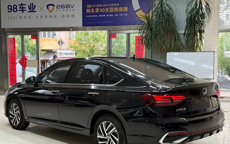 Volkswagen Lavida, 2023 год, 1 111 000 рублей, 7 фотография