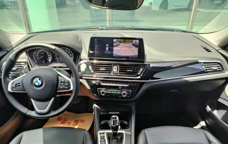 BMW 1 серия, 2021 год, 1 240 000 рублей, 11 фотография