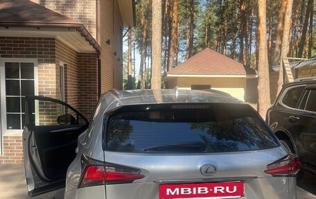 Lexus NX I, 2014 год, 2 300 000 рублей, 6 фотография