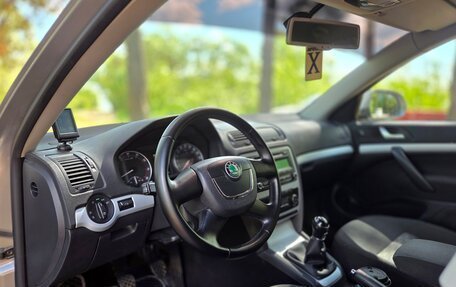 Skoda Octavia, 2011 год, 730 000 рублей, 18 фотография
