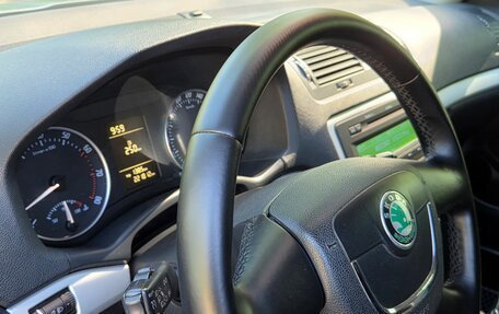 Skoda Octavia, 2011 год, 730 000 рублей, 23 фотография