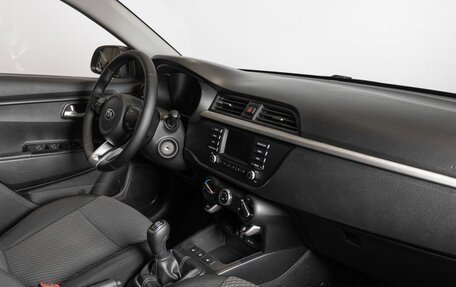 KIA Rio IV, 2018 год, 1 317 800 рублей, 7 фотография