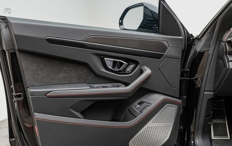 Lamborghini Urus I, 2021 год, 22 490 000 рублей, 27 фотография