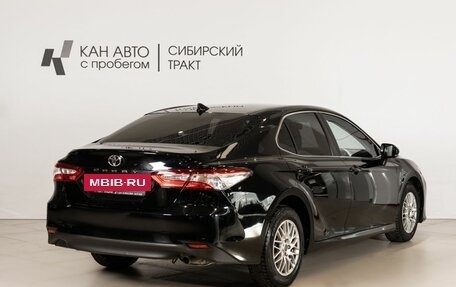Toyota Camry, 2020 год, 2 400 000 рублей, 3 фотография