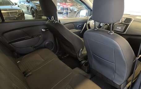 Renault Logan II, 2018 год, 640 000 рублей, 8 фотография