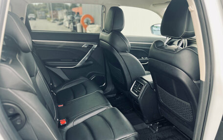 Geely Atlas, 2022 год, 1 880 000 рублей, 8 фотография