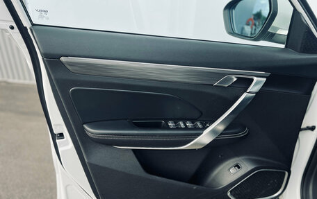 Geely Atlas, 2022 год, 1 880 000 рублей, 13 фотография