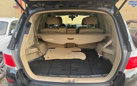 Toyota Highlander III, 2012 год, 2 350 000 рублей, 21 фотография