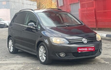 Volkswagen Golf Plus II, 2011 год, 500 000 рублей, 1 фотография
